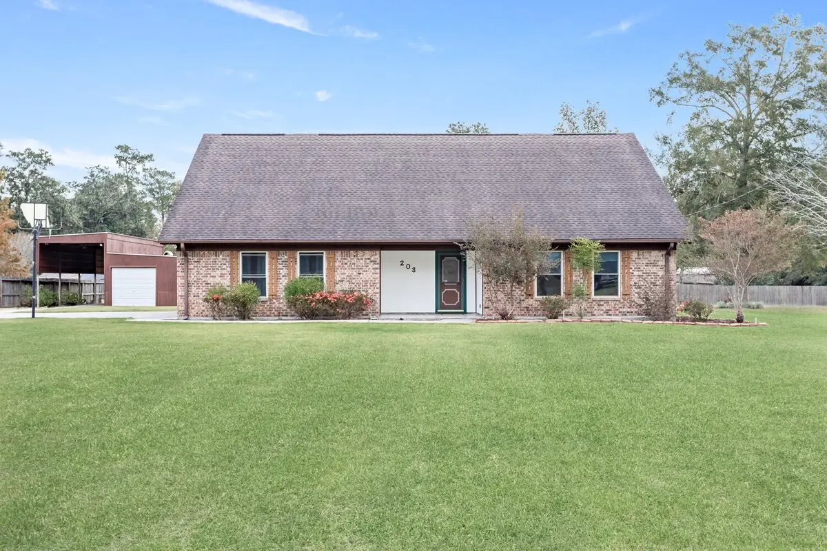 203 Magnolia Trail, Silsbee, TX 77656 - #1