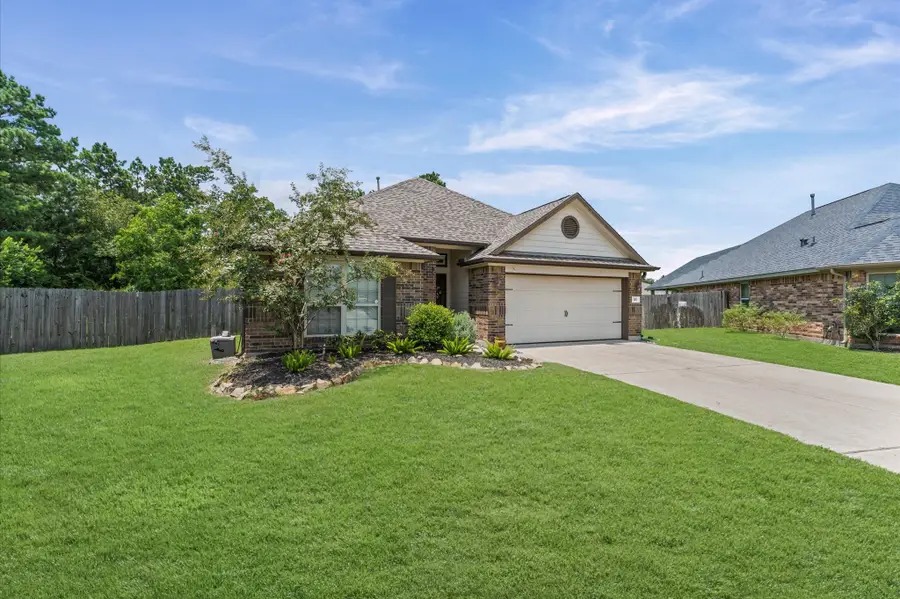 115 Cobblestone Court, Magnolia, TX 77354 - Image #3