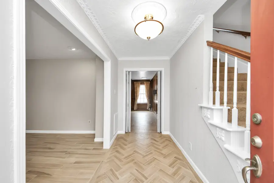 839 Longview Drive, Sugar Land, TX 77478 - #2