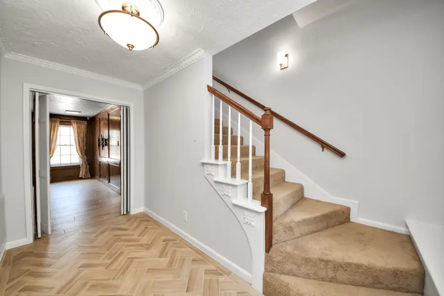 839 Longview Drive, Sugar Land, TX 77478 - #3