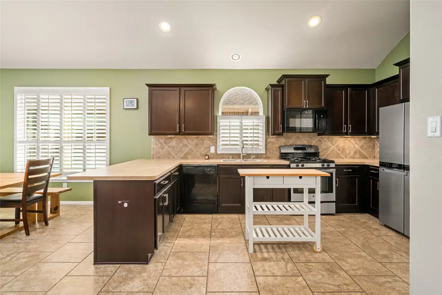 8016 N Tarrytown Crossing Dr, Conroe, TX 77304 - #3