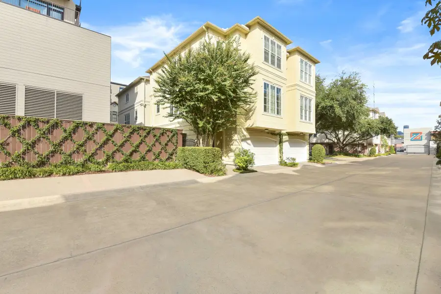 1918 Greenwich Terrace Drive, Houston, TX 77019 - Image #2