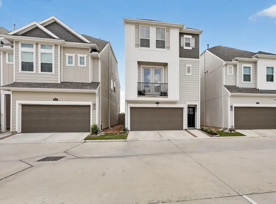 3215 Cedar Dawn Lane, Houston, TX 77091 - Image #2