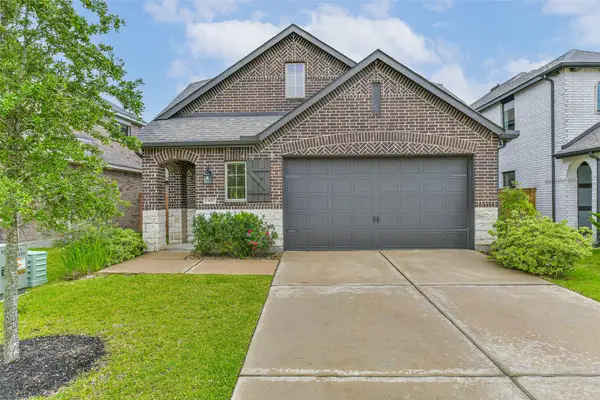 13017 Sapphire Lake Lane, Texas City, TX 77568