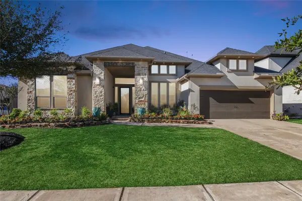 5703 Bell Cliff Court, Houston, TX 77059