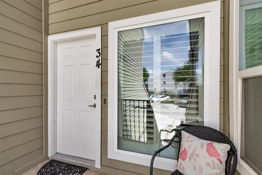 34 April Point Drive S, Conroe, TX 77356 - #2