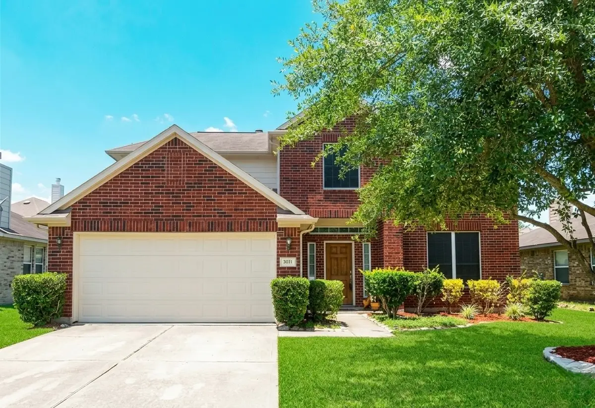 2032 Creek Shore Lane, Pearland, TX 77581 - #1