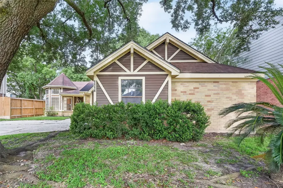 1114 Wentworth Drive, Pearland, TX 77584 - #2