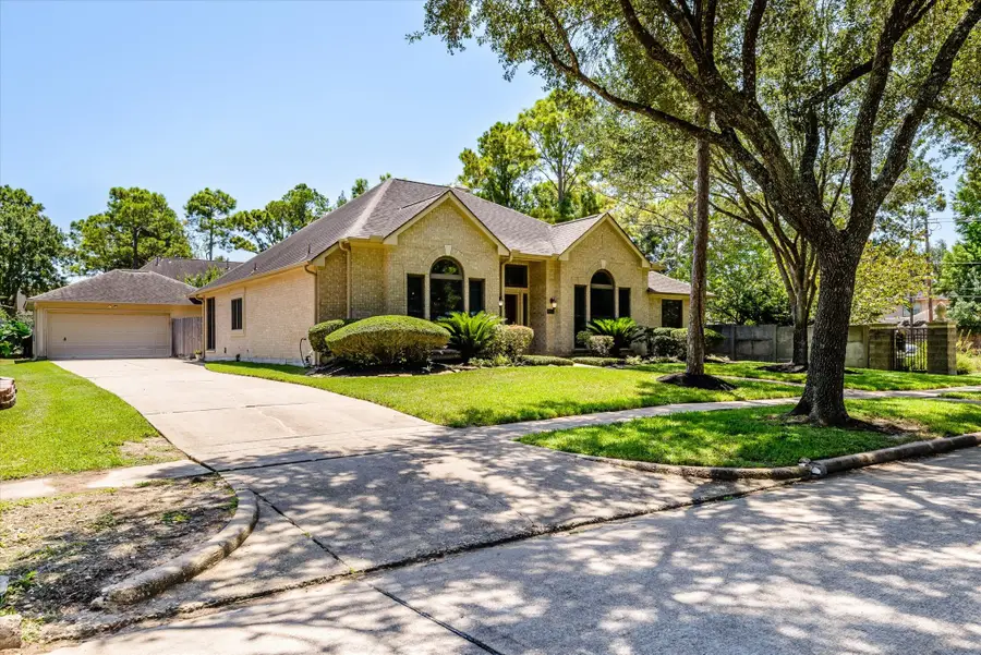 15702 Park Center Way, Houston, TX 77059 - #2