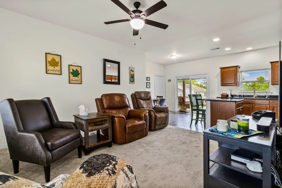 146 Iris, Livingston, TX 77351 - #3