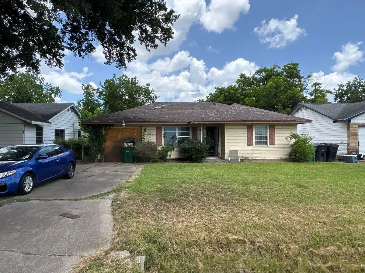 3121 Nita Street, Houston, TX 77051 - #1