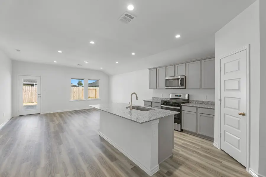 5680 Wood Duck Drive, Orange, TX 77632 - Image #2