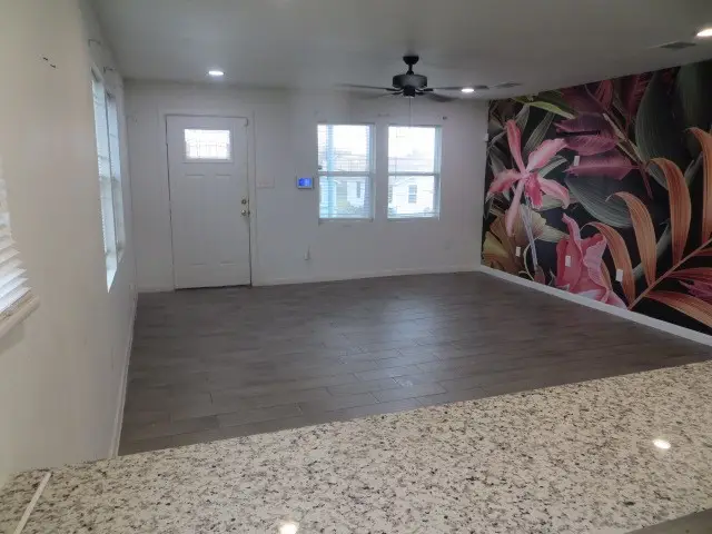 5918 Avenue R, Galveston, TX 77551 - Image #3