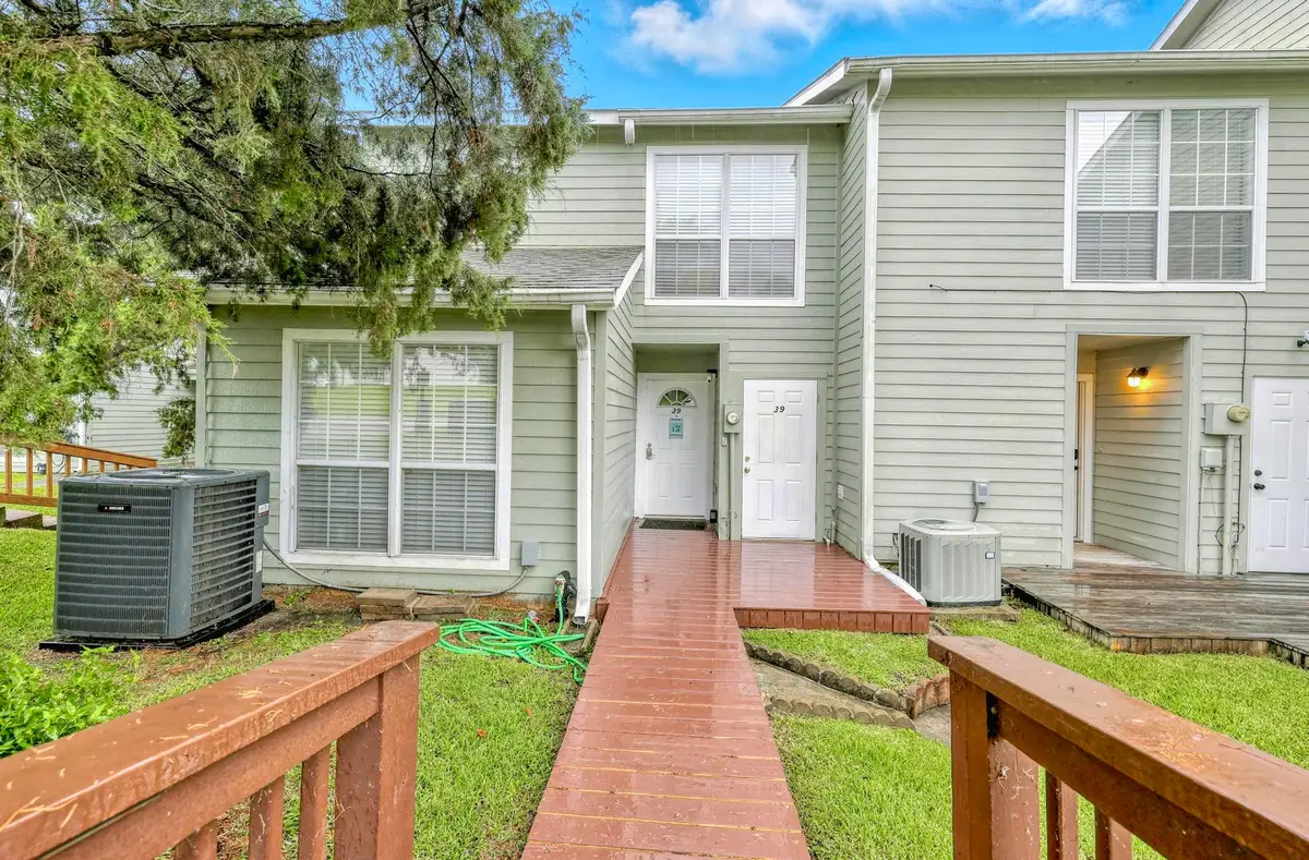 100 Edgewater Drive #39, Livingston, TX 77351 - Image #1