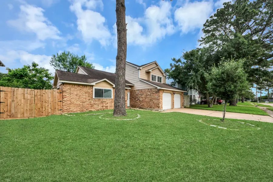 8527 Pearl Lake Drive, Houston, TX 77095 - #3