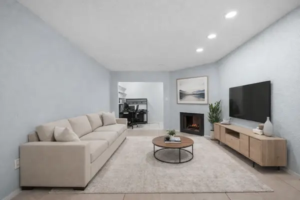 8405 Wilcrest Drive #2211, Houston, TX 77072