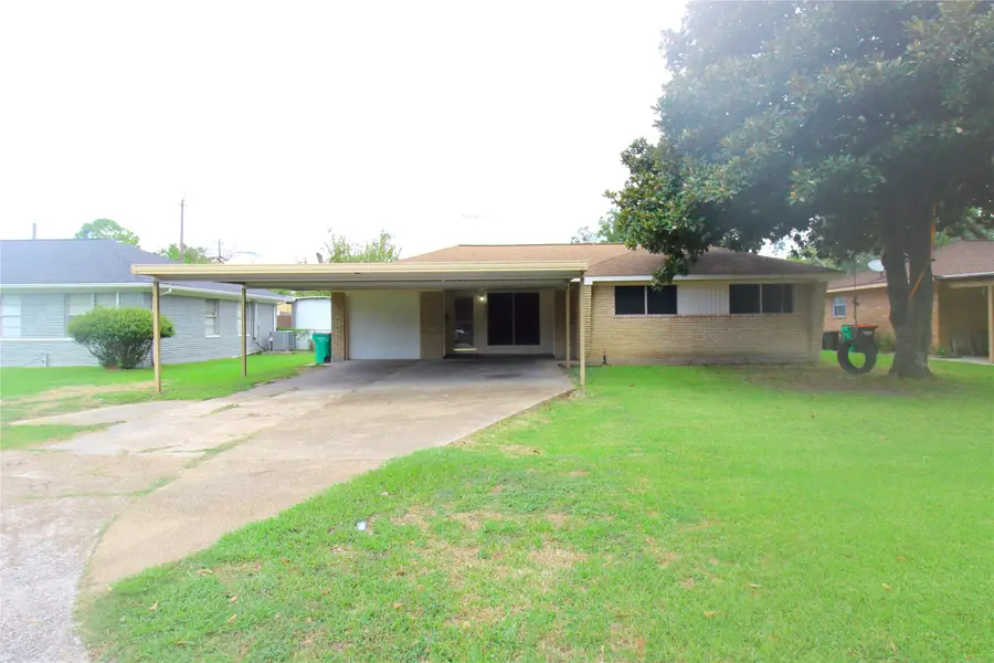 402 Chandler Drive, Baytown, TX 77521 - #2