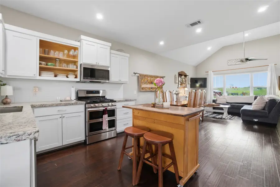 5037 Horseshoe Drive, Anderson, TX 77830 - #3