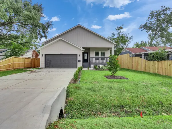 10513 Chesterfield Drive, Houston, TX 77051