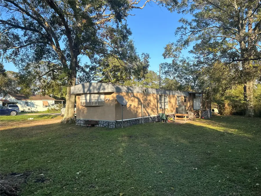 603 Bryan Street, Damon, TX 77430 - Image #3