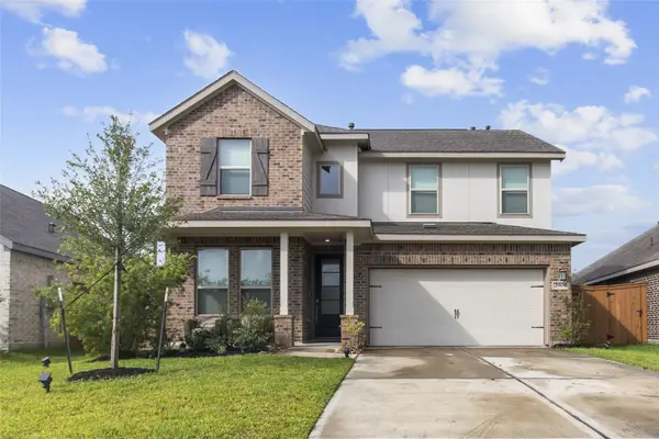 2909 Ballast Green Drive, La Marque, TX 77568