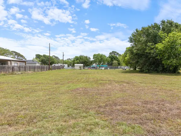 1714 Ruthven Street, Palacios, TX 77465