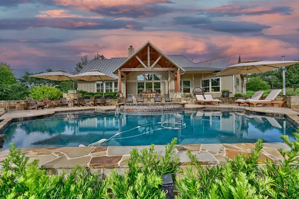 39577 Mesquite Dr, Hempstead, TX 77445