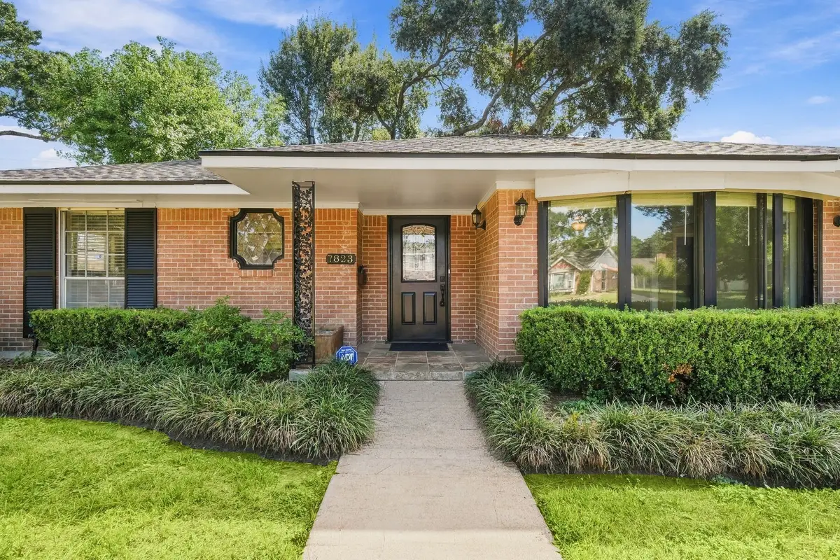 7823 Twin Hills Drive, Houston, TX 77071 - #1