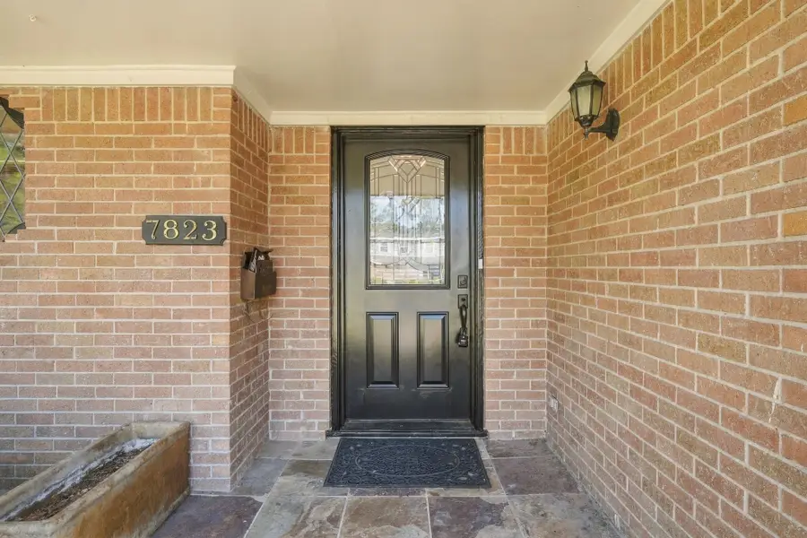 7823 Twin Hills Drive, Houston, TX 77071 - #3