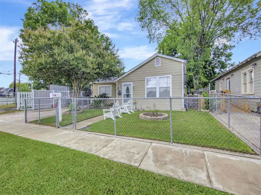 5207 Mccormick Street, Houston, TX 77023 - Image #3