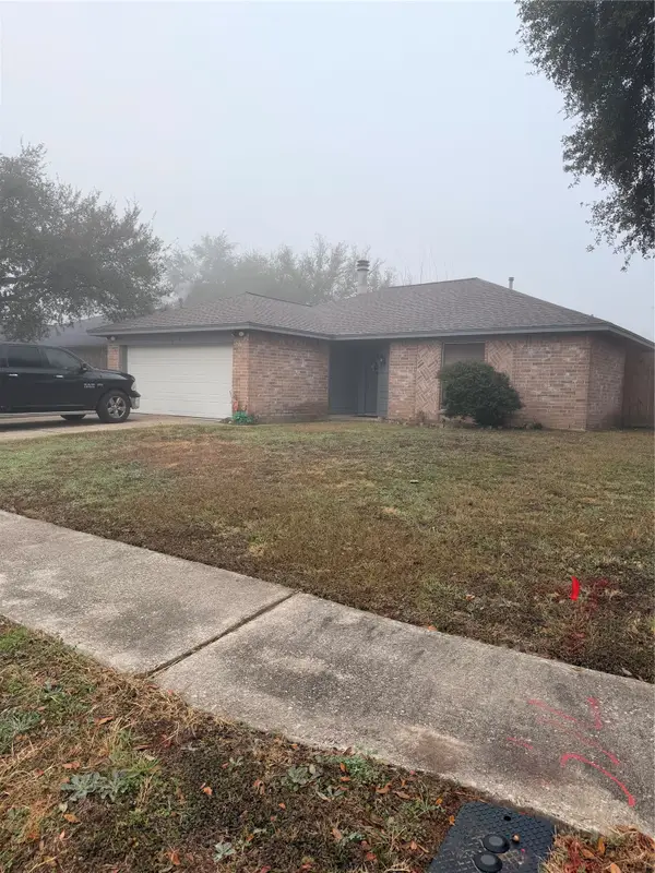 8010 Western Trail Drive, Houston, TX 77040