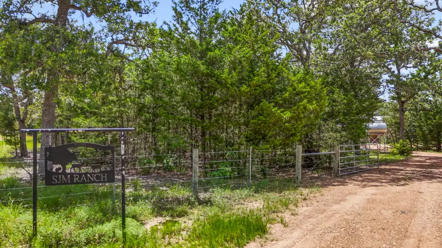 1108 County Road 152, Hallettsville, TX 77964 - #3