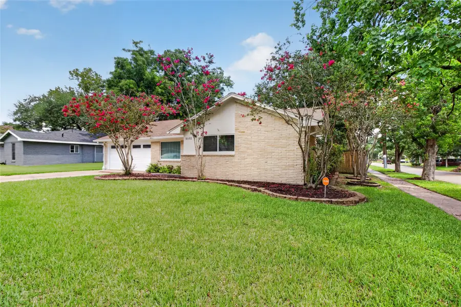 5502 Effingham Drive, Houston, TX 77035 - #3