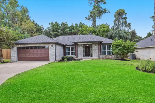 165 Lakeside Drive, Montgomery, TX 77356