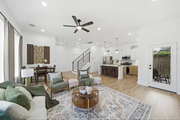 8904 Knoll Leaf Drive, Houston, TX 77080
