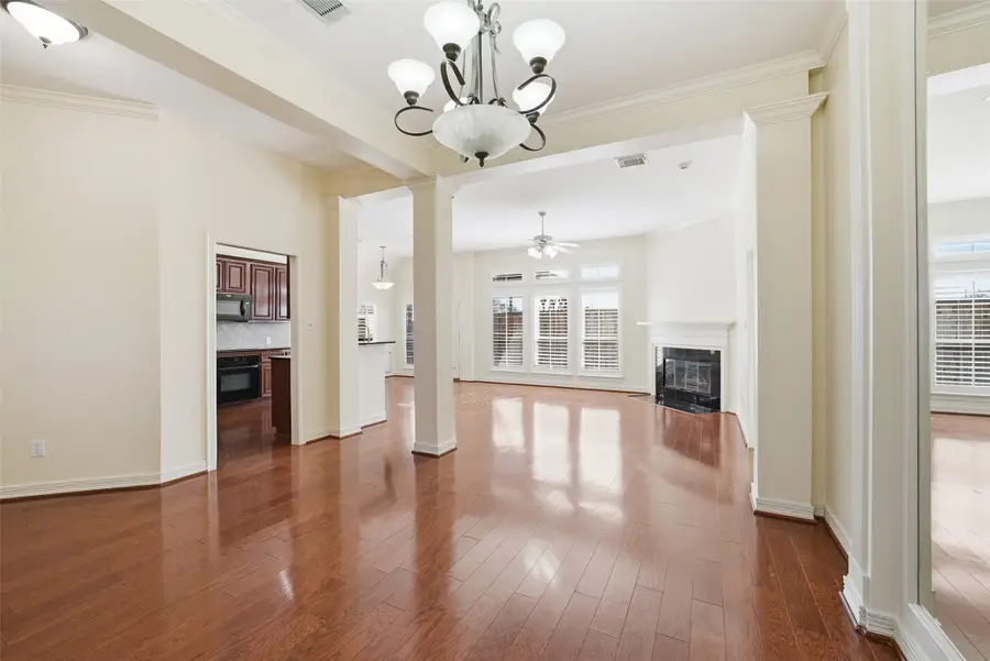 1222 Seamist Drive, Houston, TX 77008 - Image #3