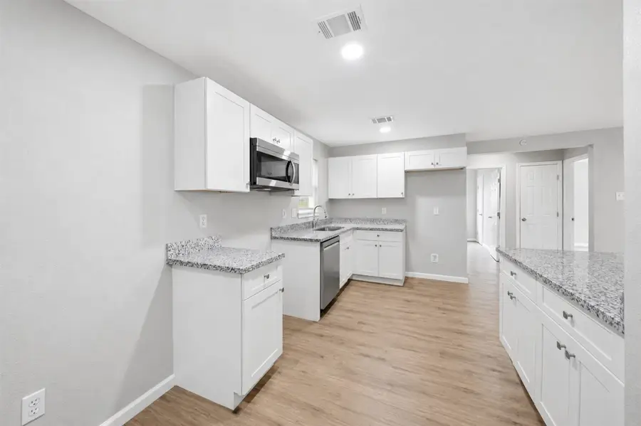 6403 Gainesville Street, Houston, TX 77020 - #2