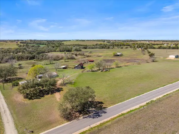 5079 Skull Creek Road, Fayetteville, TX 78940