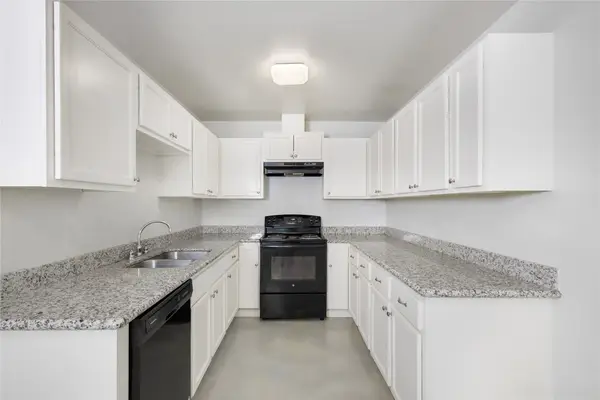 638 Luke Street, Dayton, TX 77535