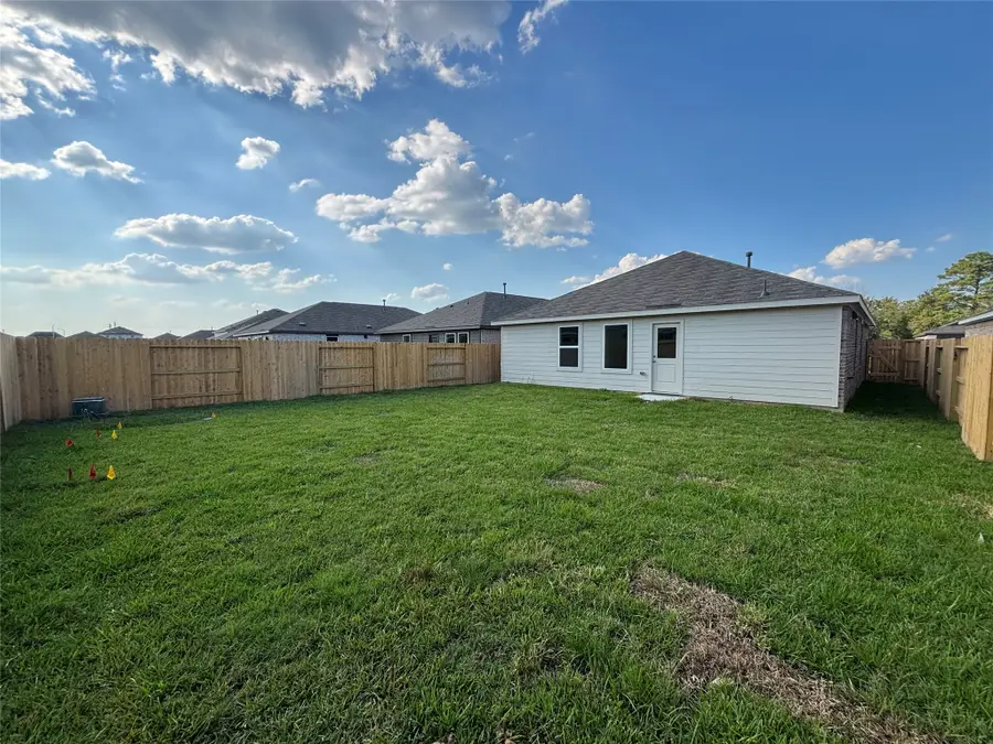 9238 Speckled Trout Drive, Baytown, TX 77521 - Image #2