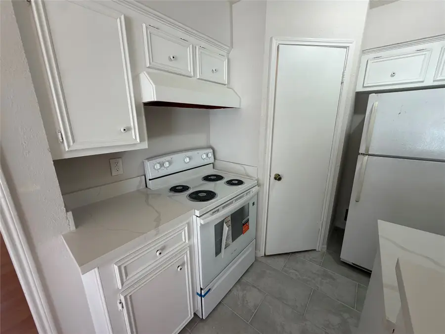11500 Meadow Lane #4, Houston, TX 77477 - #2