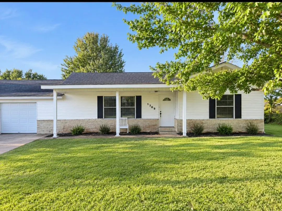 1703 Sterling Drive, Baytown, TX 77523 - #1