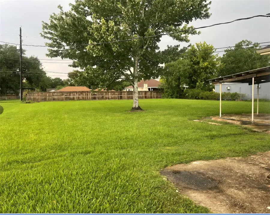 1703 Sterling Drive, Baytown, TX 77523 - #2