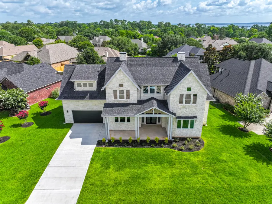 624 Edgewood, Montgomery, TX 77356 - #2