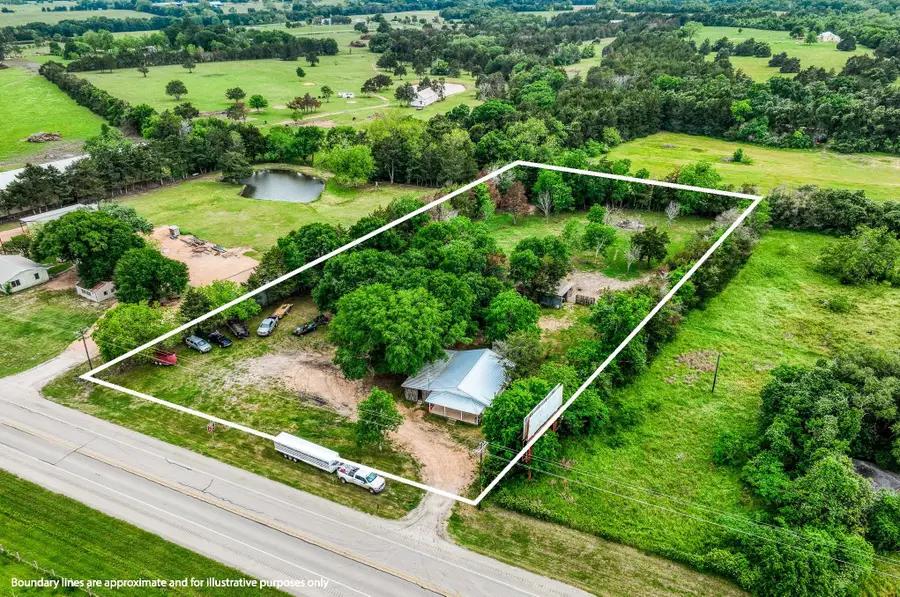 11235 Highway 159 W, Bellville, TX 77418 - Image #2