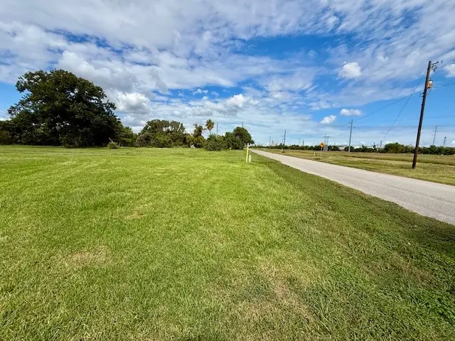 1220 Martin Luther King Jr Boulevard, La Marque, TX 77568 - Image #2