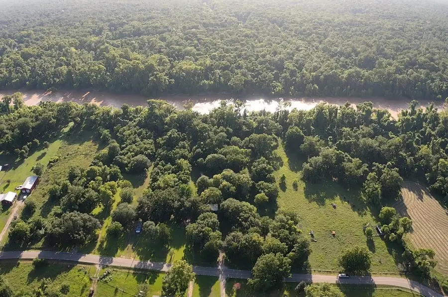 6114 County Road 42, Rosharon, TX 77583 - #2