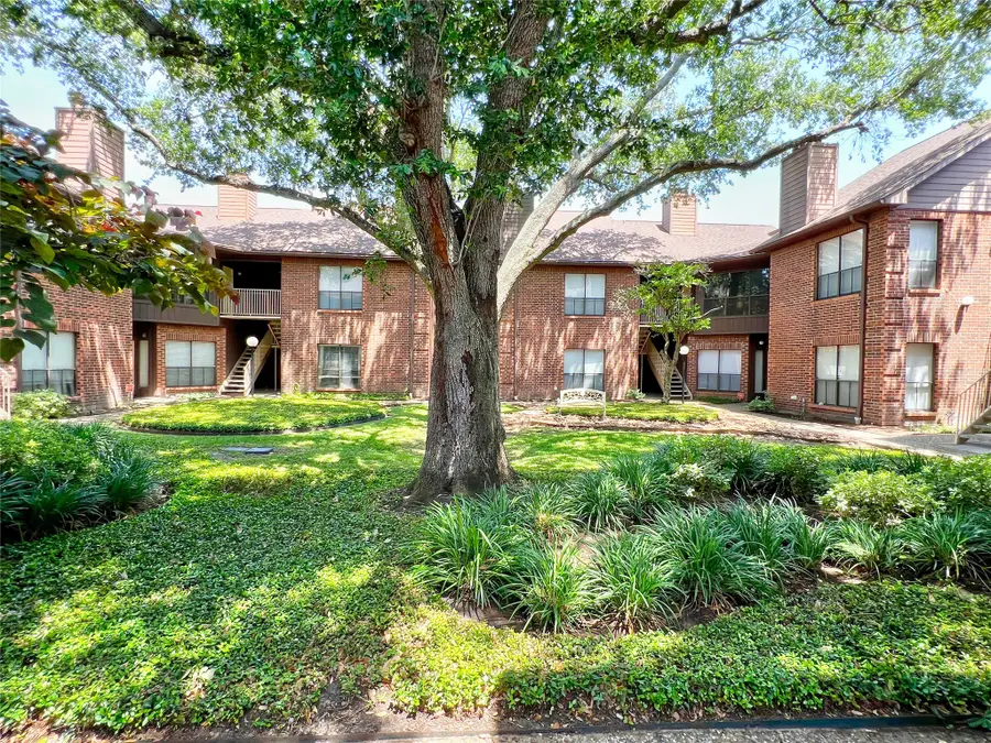 3130 SW Walnut Bend Lane Sw #409, Houston, TX 77042 - #2