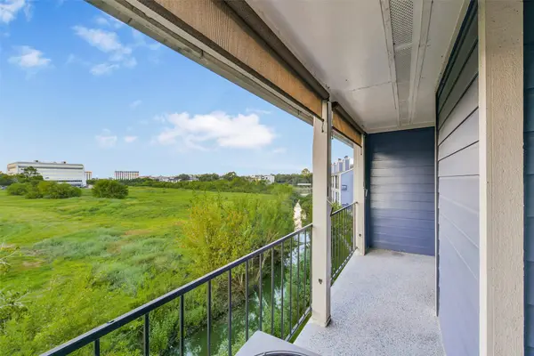 18515 Egret Bay Boulevard #702, Webster, TX 77058