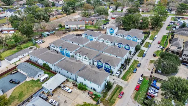 9448 Kerrwood Lane, Houston, TX 77080